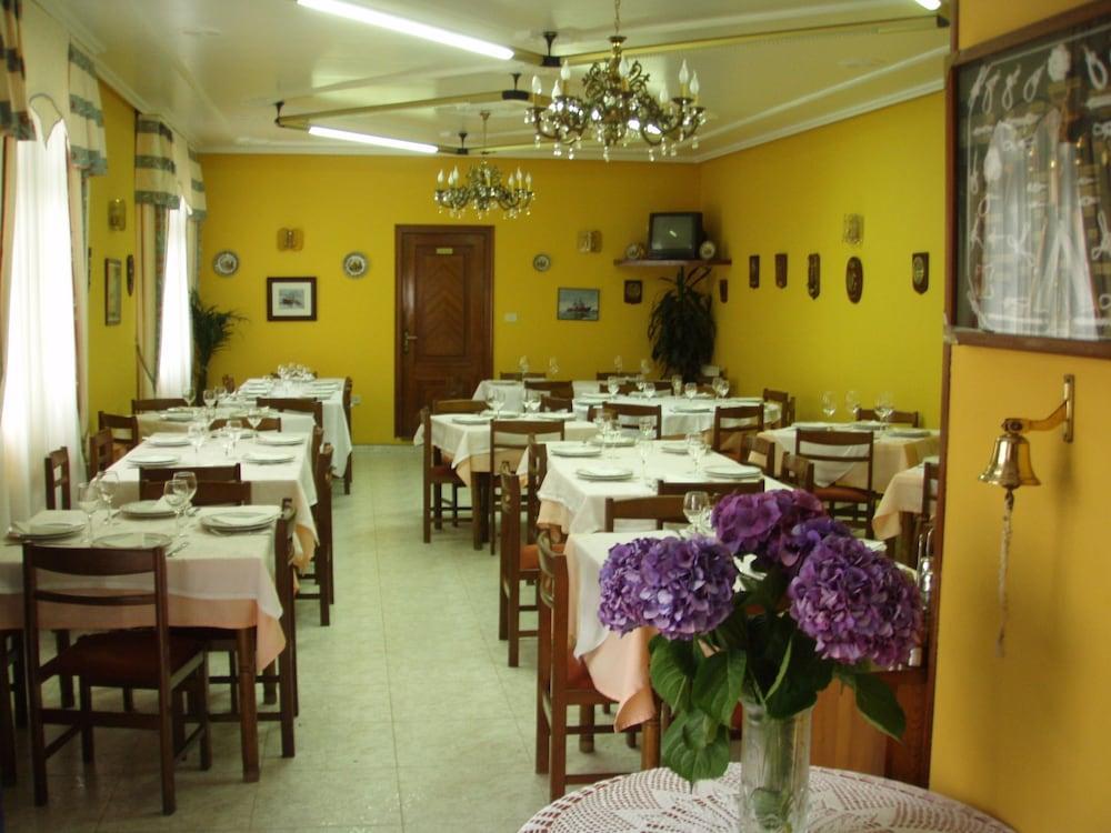Hostal Restaurante La Cepa Cariño エクステリア 写真
